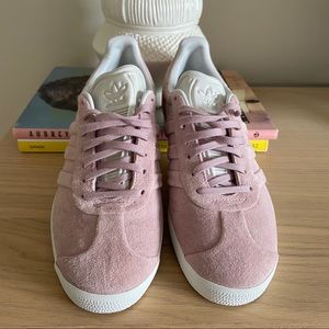 LAVENDER ADIDAS GAZELLE